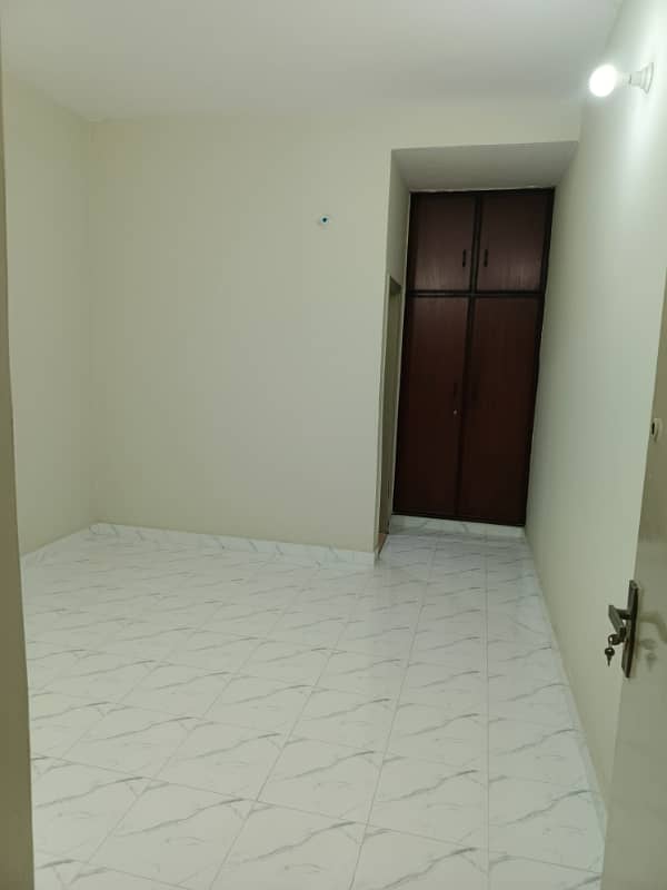 10 Marla Upper Portion For Rent 3