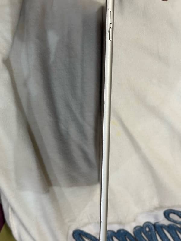 iPad 8th generation with box 10/9 1