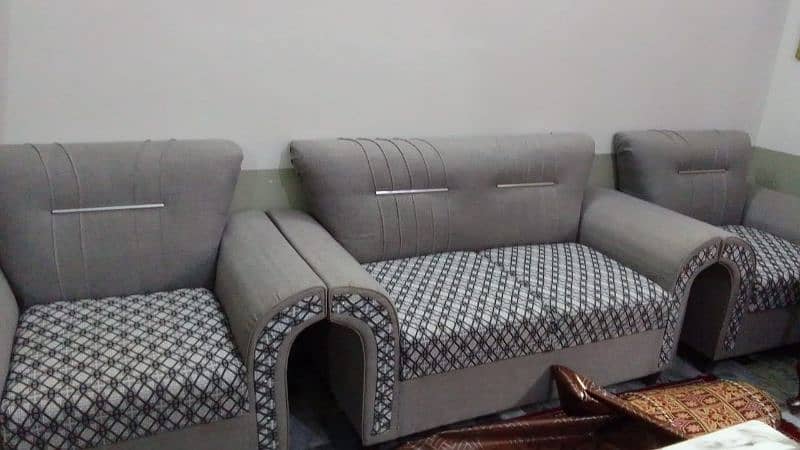 7 seater Sofa set with Decent table 2