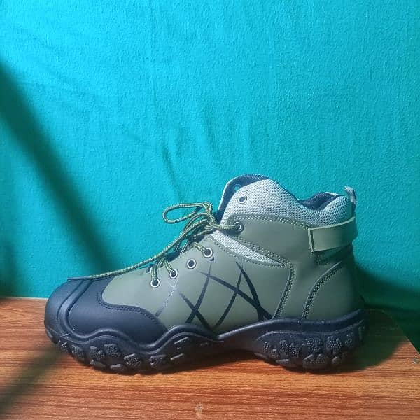 Brand New Hiking and Sports Shoes 10 NO 3