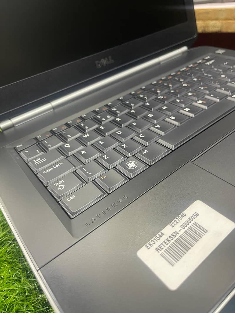 Dell Latitude E5420 4