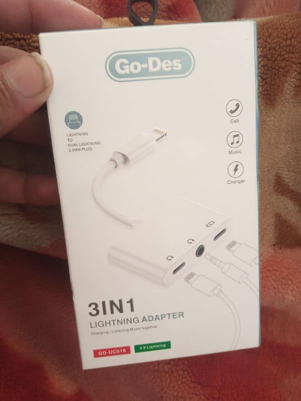 Iphone Connector _ Iphone Splitter , Belkin , Go Des 0