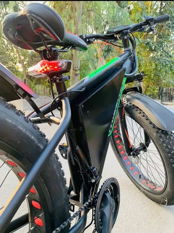 0304/9343/140 electric bycycle almost brand new 9