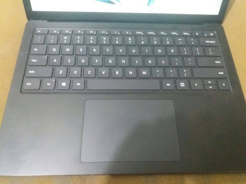 Microsoft surface 3 LAPTOP 7