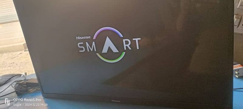 HISENSE SMART LED TV 2