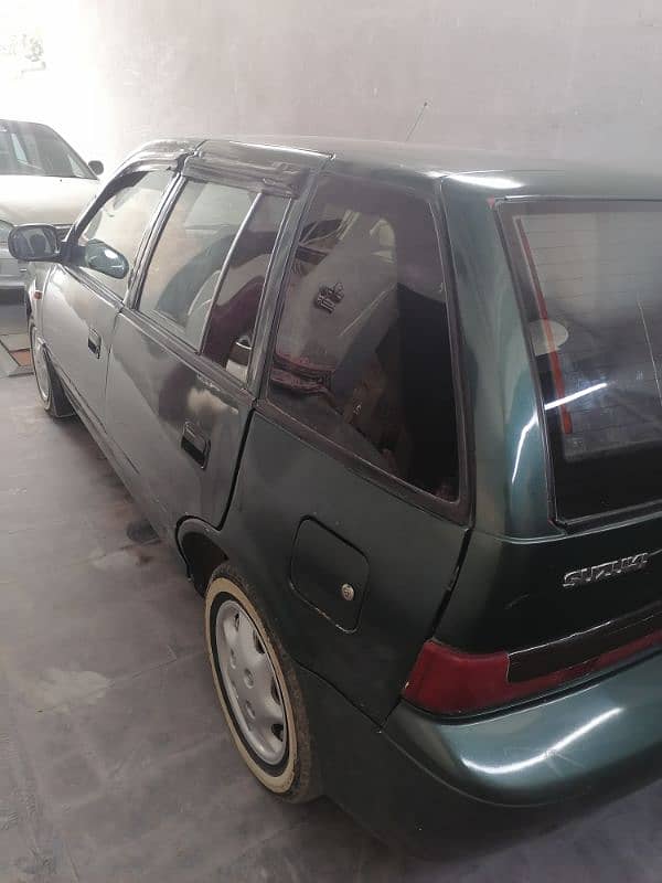 Suzuki Cultus VX 2000 3