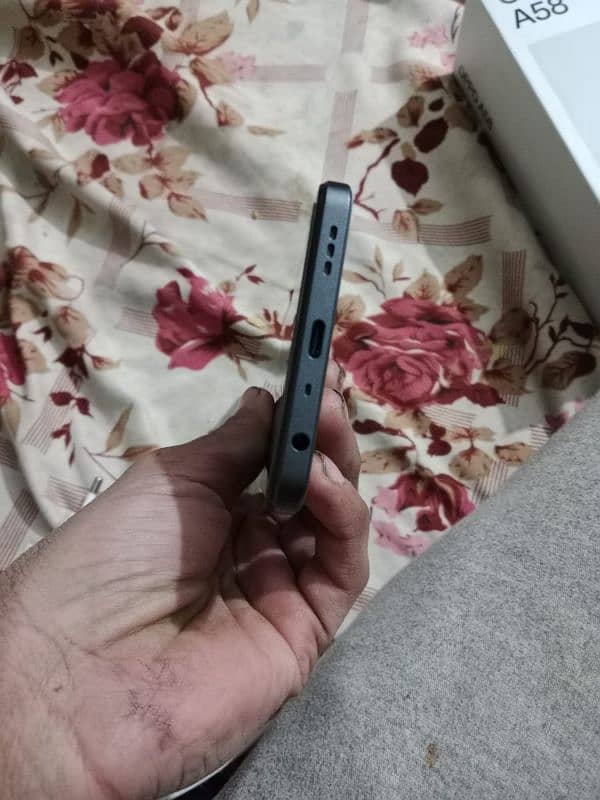 oppo A58 8/128 all ok hai box charger sat hai 1