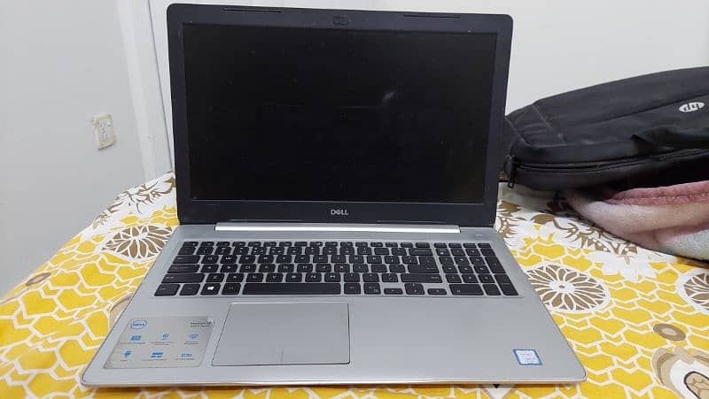 DELL INSPIRON 15 5570 CORE I5 8TH GENERATION CONDITION 6/10 4