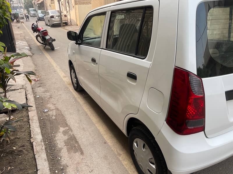 Suzuki Wagon R 2018 6