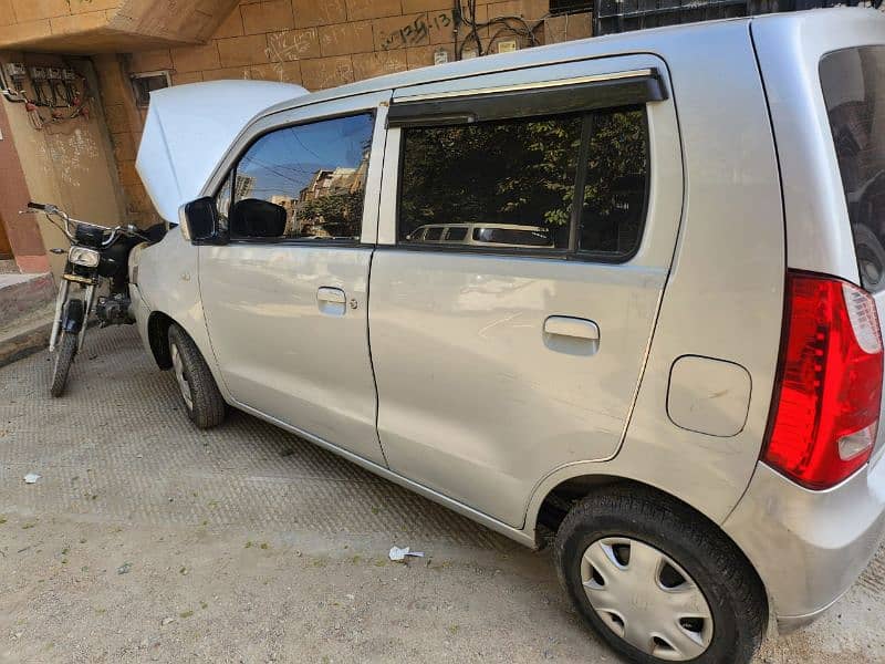 Suzuki Wagon R 2018 16