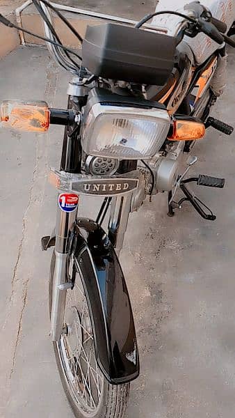 United 70CC 3