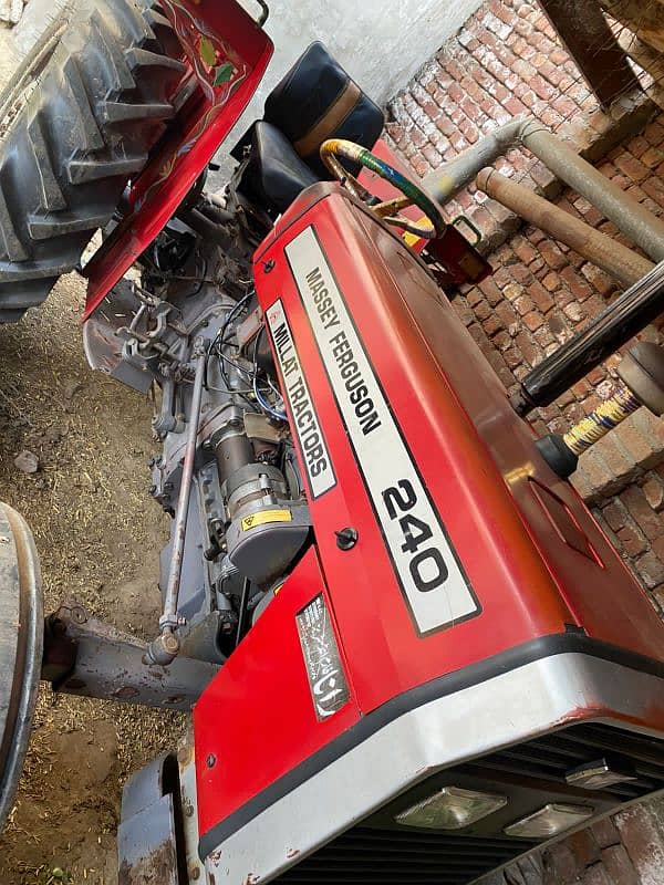 Tractor Massey 2012 1