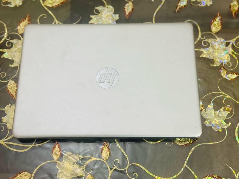 HP LAPTOP 14-df0023cl i3-8th Generation 0