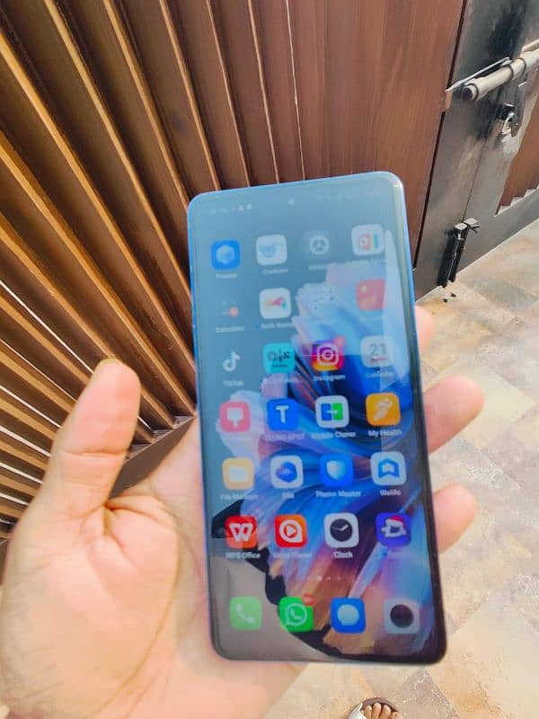 Tecno camon 20 pro 256gb 1