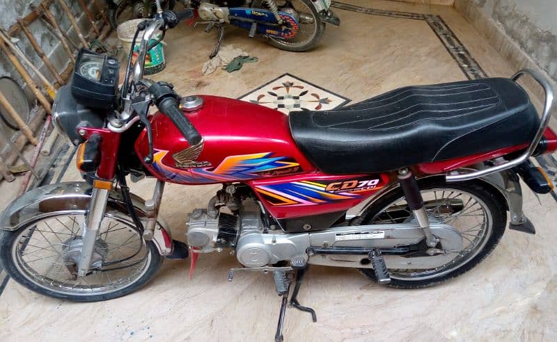 HONDA CD 70 2