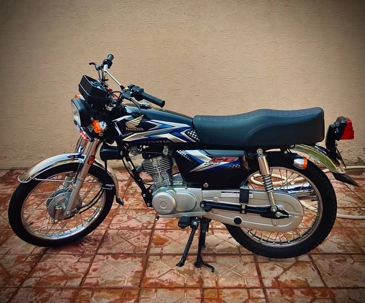 Honda CG 125 8