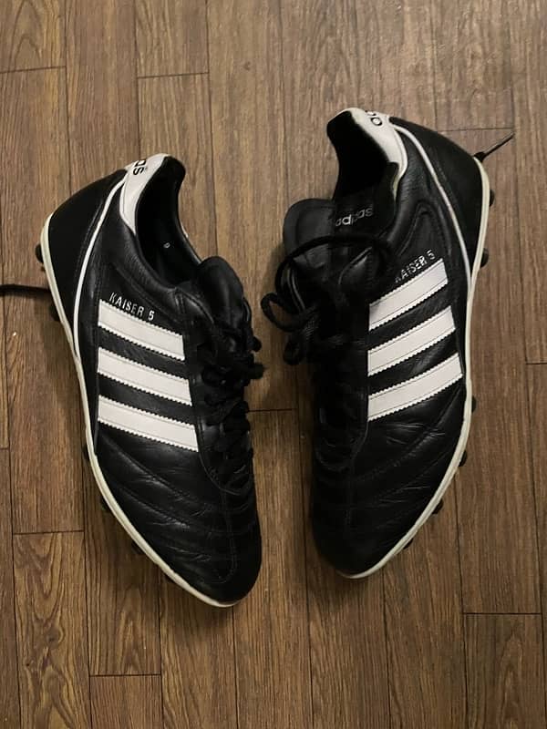 Adidas football shoes(kaiser 5) 3