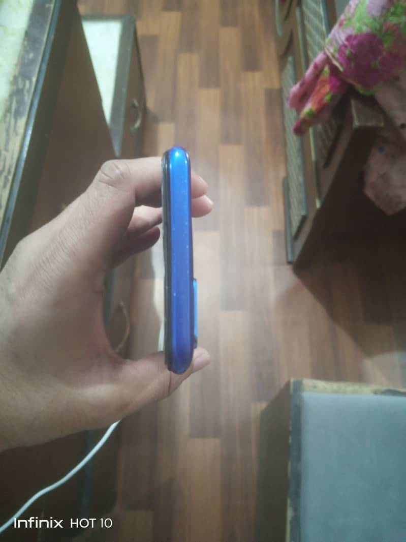 Oppo A54 4