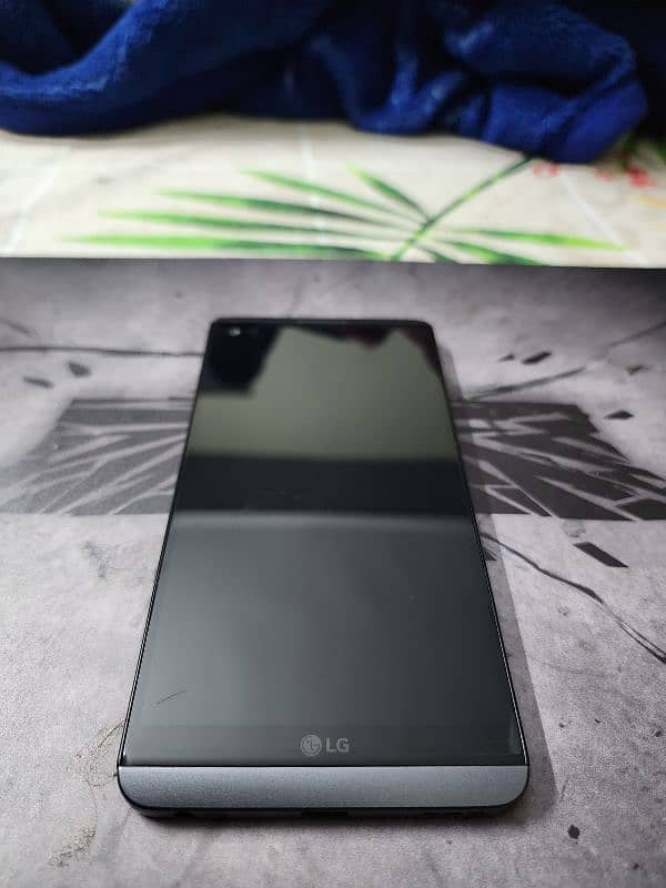 LG V20 0