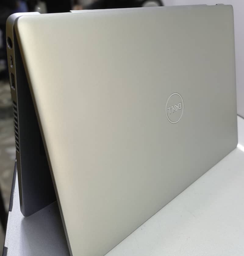 Dell Latitude 5410, i5 10th Gen, 8GB RAM 256GB NVME 5