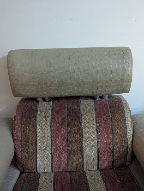 7 seater sofa normal condition 2