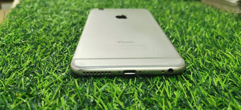 I phone 6 plus 64gb pta approved 1