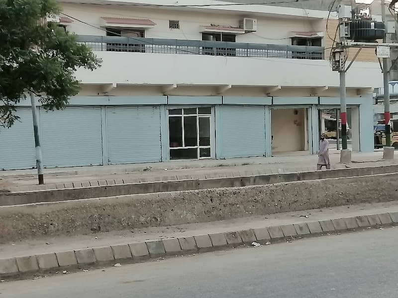 First Floor Portion Tow Side Corner 200 Feet Main Road Facing Sub Lease 24 Hours Sweet Water And Electricity Separate Meters All 24 Hour Security Guard Prime Location Different Portions Available In North Karachi Sublease/North Karachi Sector 11A 3