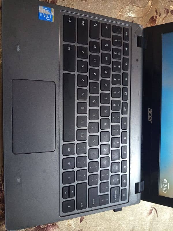 Acer Laptop 128gb ssd 2