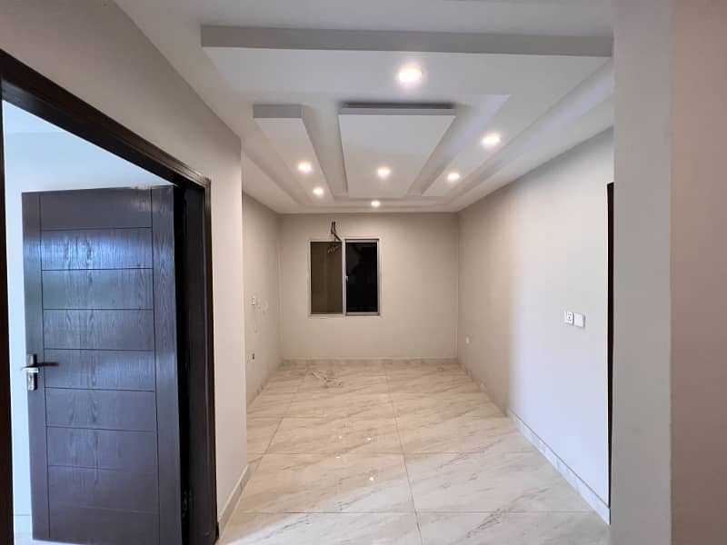 1 BEDROOM BRAND NEW APARTMENT FOR RENT IN BAHRIA TOWN LAHORE 2