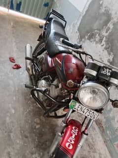 Suzuki GS 150 lush condition