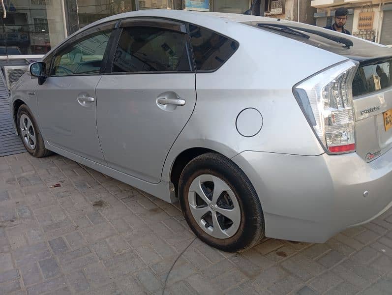 Toyota Prius 2011 s led push 1.8 2