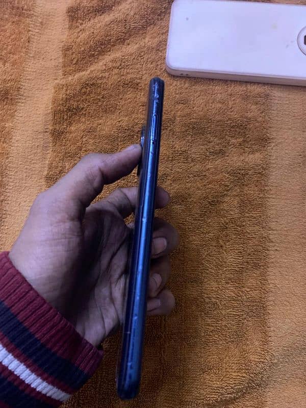 Infinix note 7 selling 4