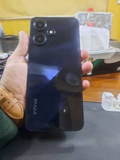 INFINIX HOT 30 PLAY