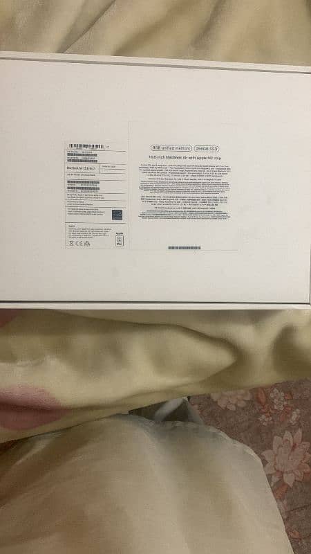 MacBook Air M2 2022 starlight (URGENT SALE) 5