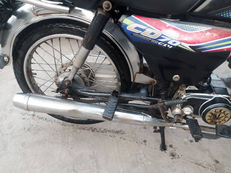 2018 model Honda cd70. new tyre. new Battery . Engine ok hy Urgent Sal 4