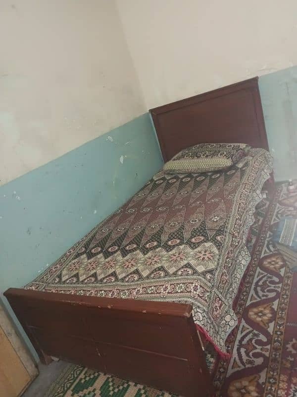 SINGLE BED WITH FOAM AND GOOD STYLE BED 3