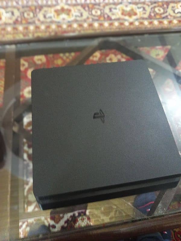 PS4 ha 500 GB god condition h 1