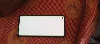 Motorola edge plus ka Bord chahiye arjunt