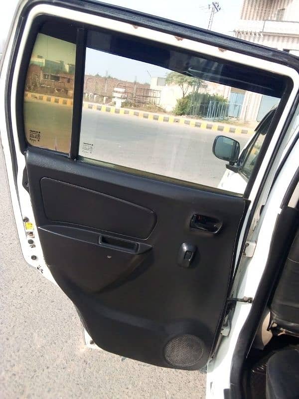 Suzuki Wagon R 2017 10