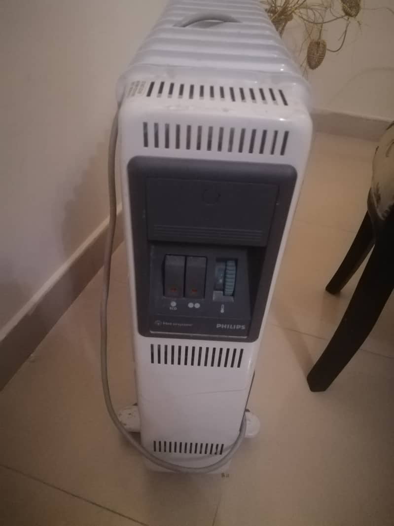 PHILIPS OIL HEATER 0