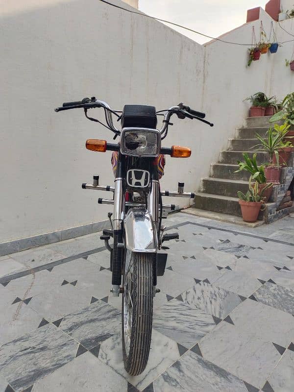 Honda cd 70 2015 model fresh bike 3