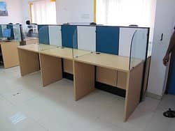 Workstations / Executive Tables / Conference Tables 4