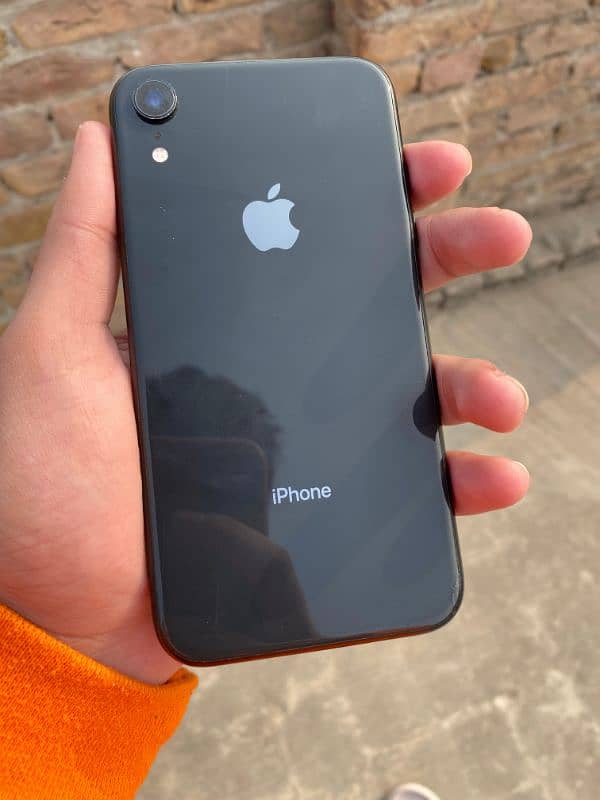 iphone xr jv with apple original 25w charger 4