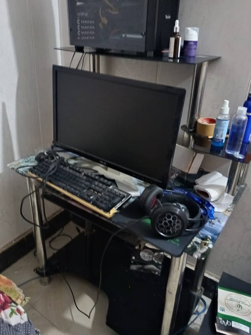 Tempered glass computer table for sale 1