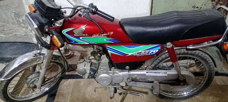 Honda CD 70 model 2017 B O3OO84/49/88O 0