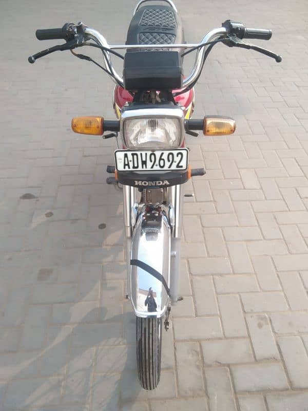 Honda CD70 Model 2021 03434812460 4