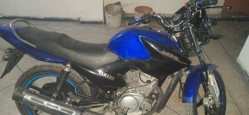 Yamaha ybr125 0