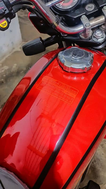 Honda 100 2003 model 10 by 10 new condition 2