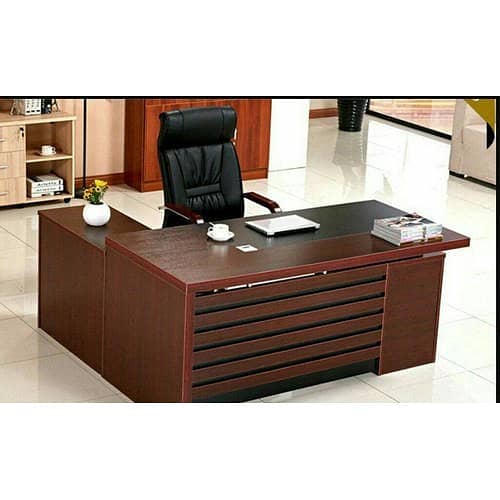 Executive Tables / Workstations / Conference Tables 4