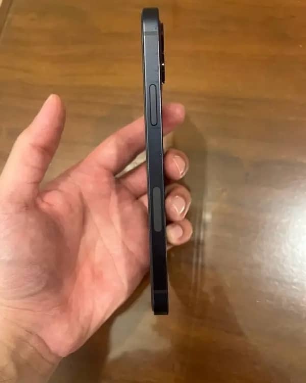 iPhone 12 Non PTA (factory unlocked) 2